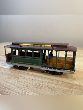 Vintage HO Scale San Francisco Cable Car #4 Powell & Mason Sts Trolley Railway